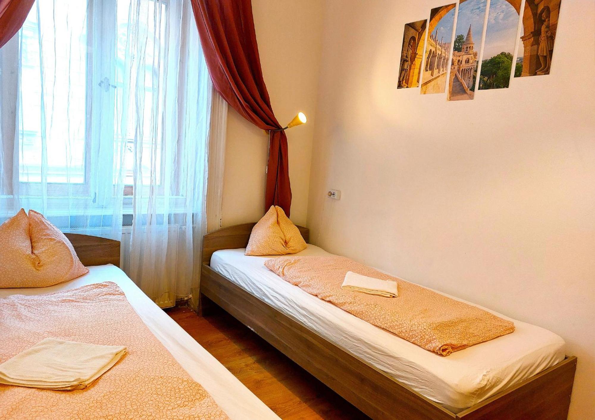 Hostal Goodmo Smart