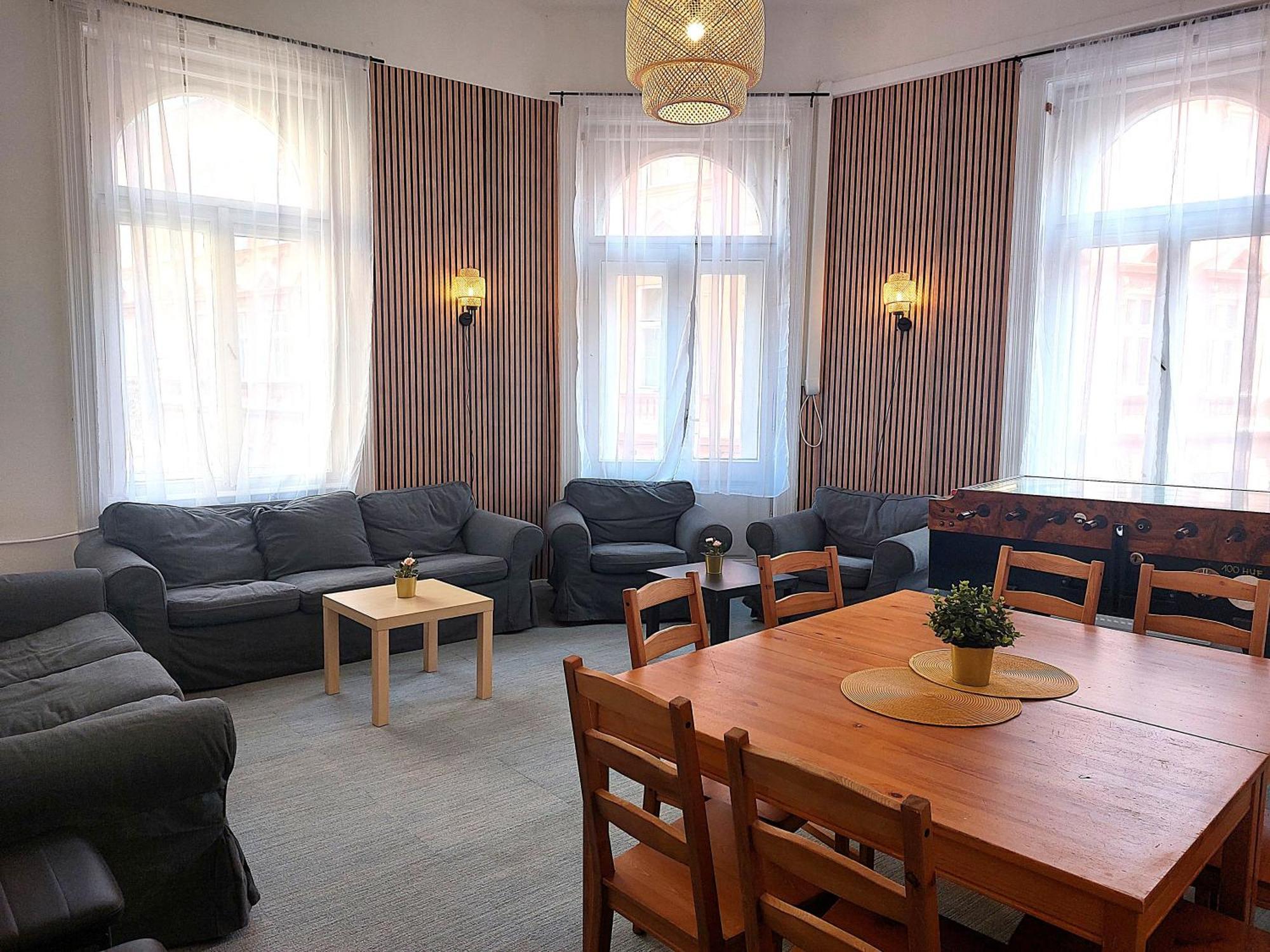 Goodmo Smart Hostal *