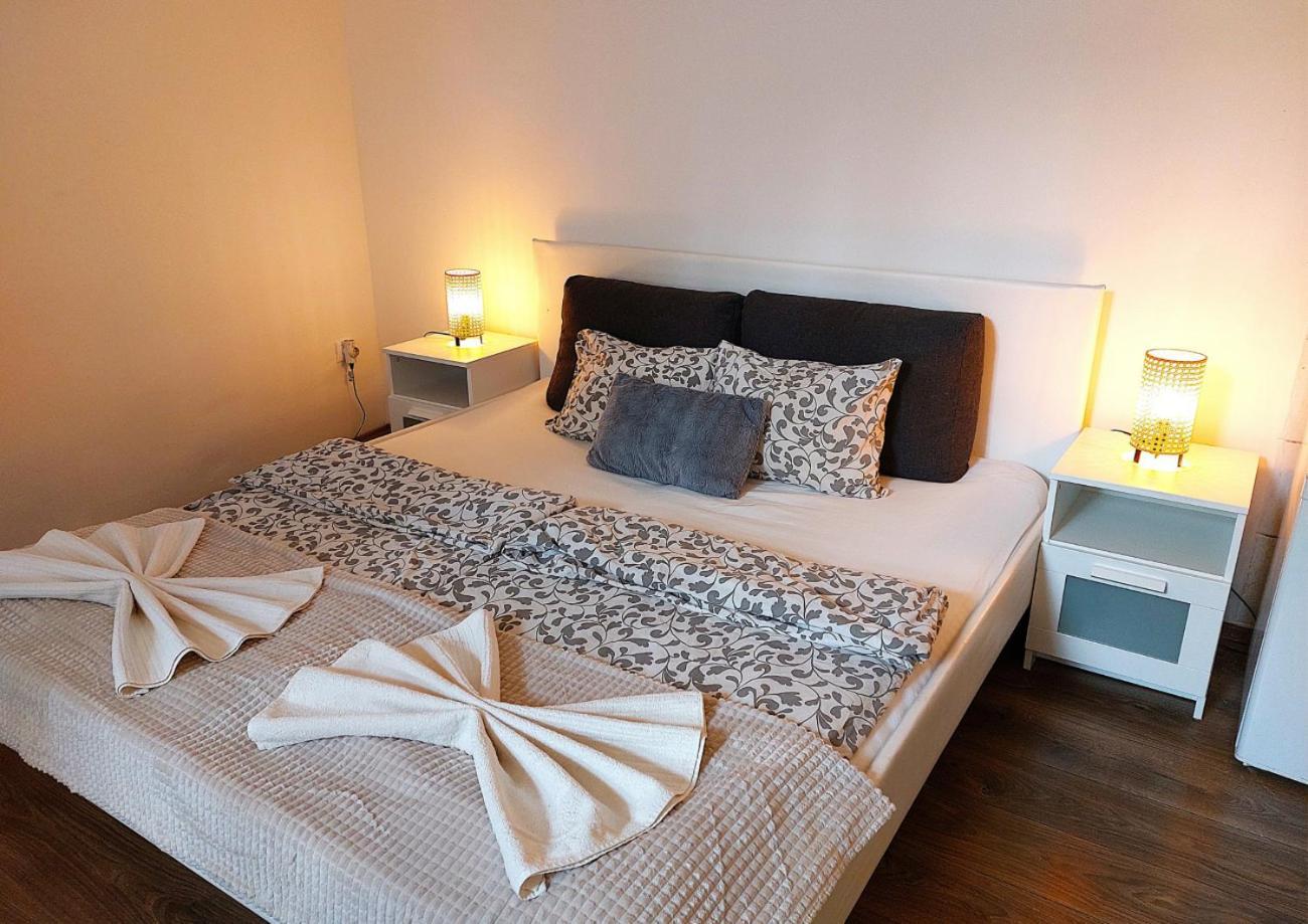 Hostal Goodmo Smart & Suits & Aparts *