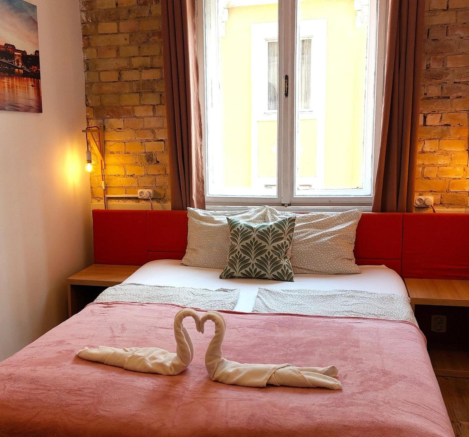Hostal Goodmo Smart & Suits & Aparts *
